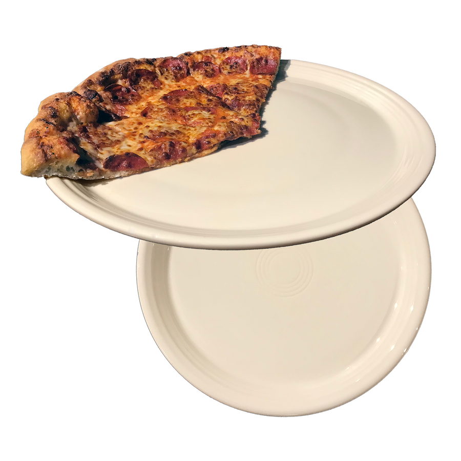 Fiesta Baking Tray & Pizza Plate Set angled view